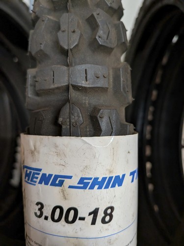 Cheng shin tire 00 18 - (cst), 3.00